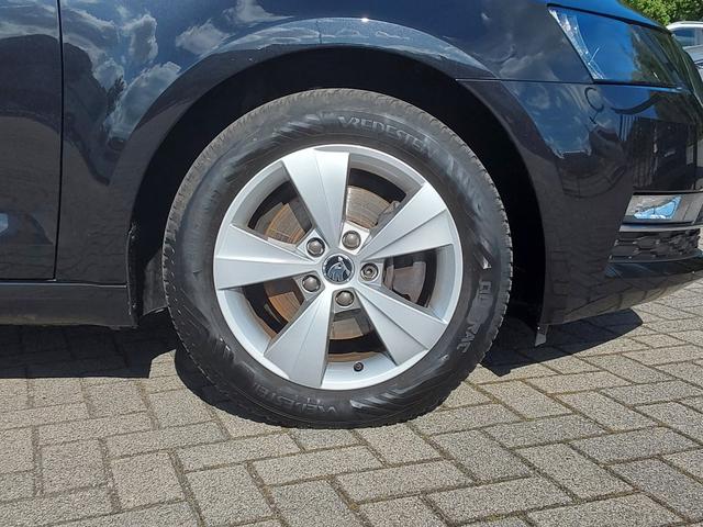 Skoda Octavia Combi 1.4 TSI Style AHK/APP/SHZ/PDC/NAV 