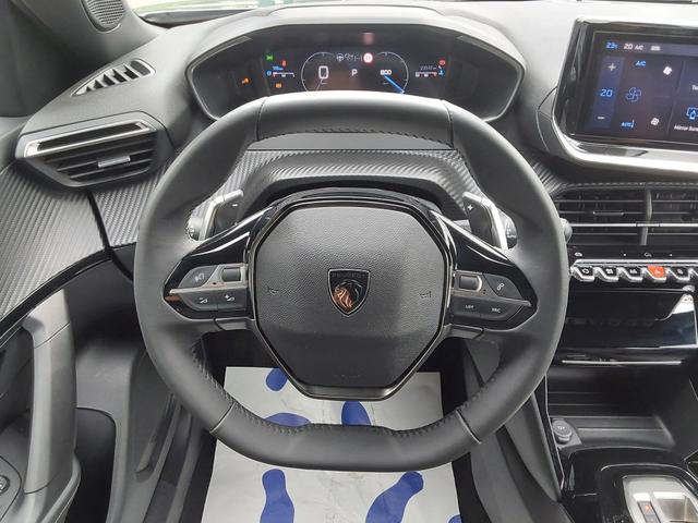Peugeot 2008 1.2 PureTech 130 Allure ACC/APP/LED/SHZ/PDC/KAM 