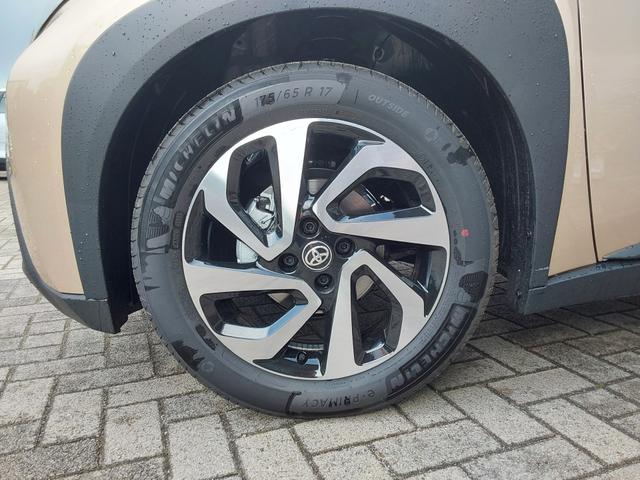 Toyota Aygo X Teamplayer ACC/APP/KAM/SHZ 