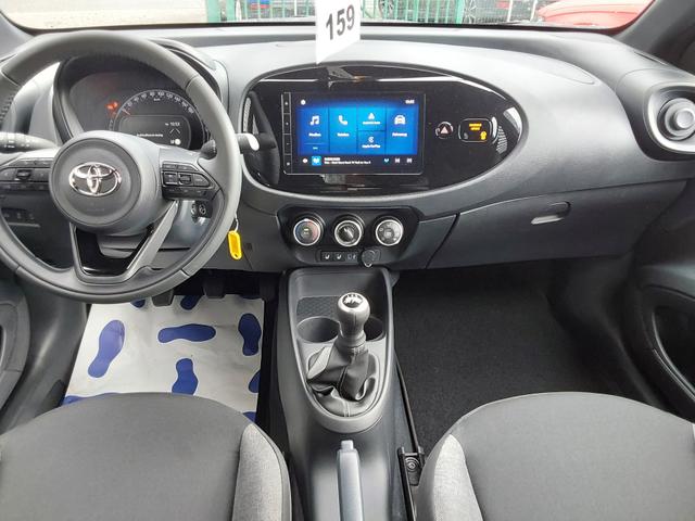 Toyota Aygo X Business Edition ACC/APP/KAM/SHZ 