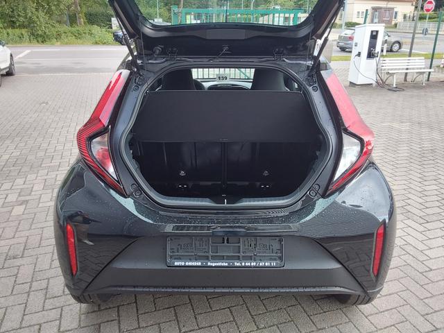 Toyota Aygo X Business Edition ACC/APP/KAM/SHZ 