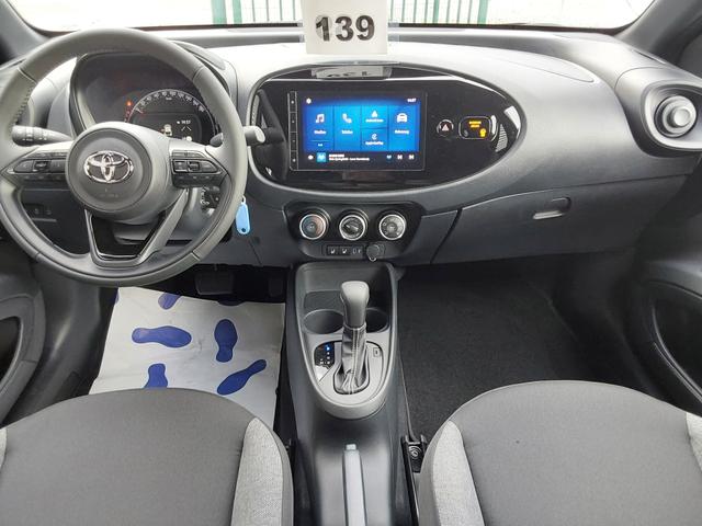 Toyota Aygo X Business Edition ACC/APP/KAM/SHZ 