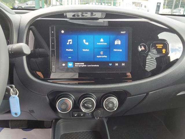 Toyota Aygo X Business Edition ACC/APP/KAM/SHZ 
