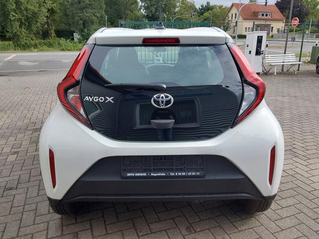 Toyota Aygo X Business Edition ACC/APP/KAM/SHZ 