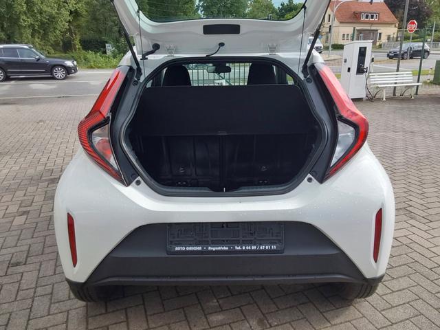 Toyota Aygo X Business Edition ACC/APP/KAM/SHZ 