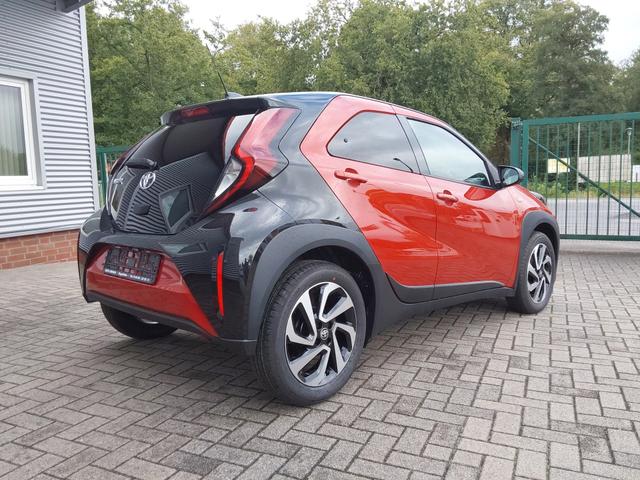 Toyota Aygo X Teamplayer ACC/APP/KAM/SHZ 