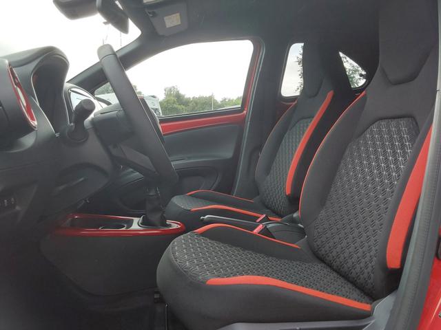 Toyota Aygo X Teamplayer ACC/APP/KAM/SHZ 