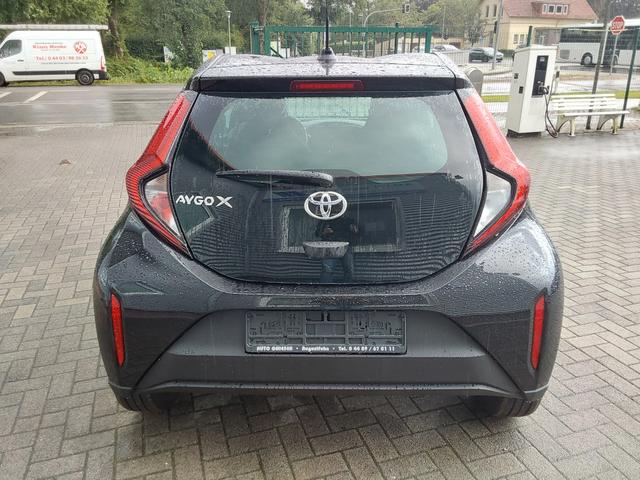 Toyota Aygo X Business Edition ACC/APP/KAM/SHZ 