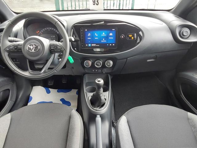 Toyota Aygo X Business Edition ACC/APP/KAM/SHZ 
