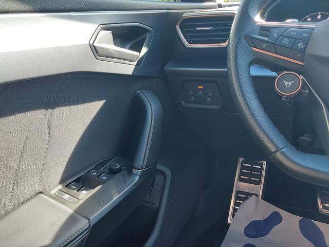 Cupra Leon Sportstourer 1.5 eTSI DSG AHK/ACC/LED/PDC/SHZ/KAM 