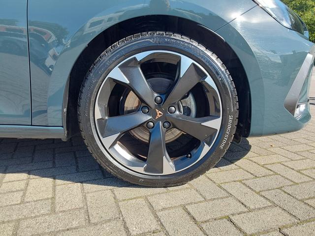 Cupra Leon Sportstourer 1.5 eTSI DSG AHK/ACC/LED/PDC/SHZ/KAM 