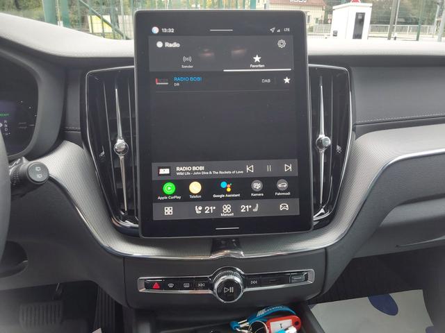 Volvo XC60 T8 AWD Ultra Black Edition ACC/SHZ/KAM/H&K/PANO 