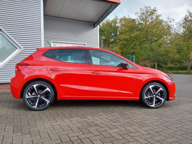 SEAT Ibiza 1.0 TSI DSG FR ACC/LED/PDC/KAM/SHZ 