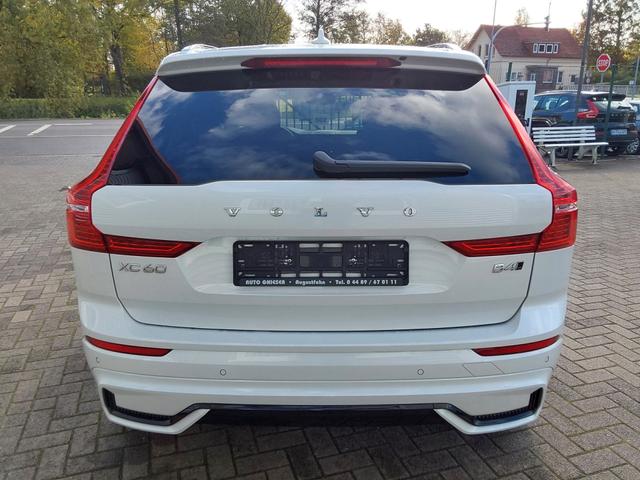 Volvo XC60 B4 D AWD Plus Dark AHK/ACC/LED/SHZ/PDC/NAV/KAM 