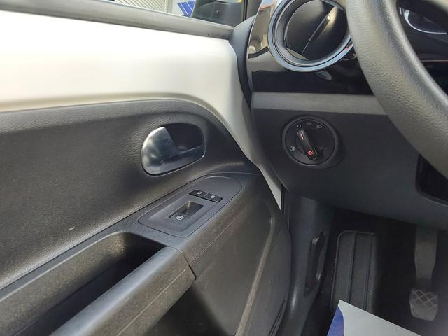 Volkswagen up! 1.0 move GJR/CD 