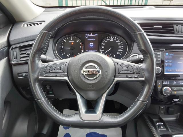 Nissan X-Trail 1.7 dCi X-Tronic-CVT Tekna 4x4 AHK/SHZ/PDC/KAM/NAV 