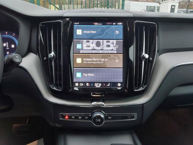 Volvo XC60 B4 D AWD Plus Dark AHK/ACC/LED/SHZ/PDC/NAV/KAM 