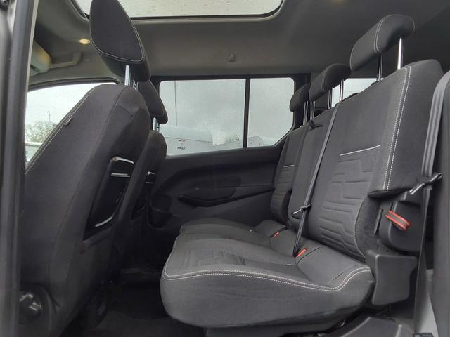 Ford Grand Tourneo 1.5 TDCi Connect Titanium AHK/SHZ/PDC/KAM 