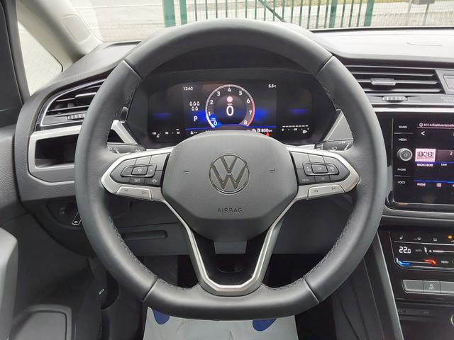 Volkswagen Touran 1.5 TSI DSG Comfortline ACC/SHZ/LED/PDC/KAM/NAV 