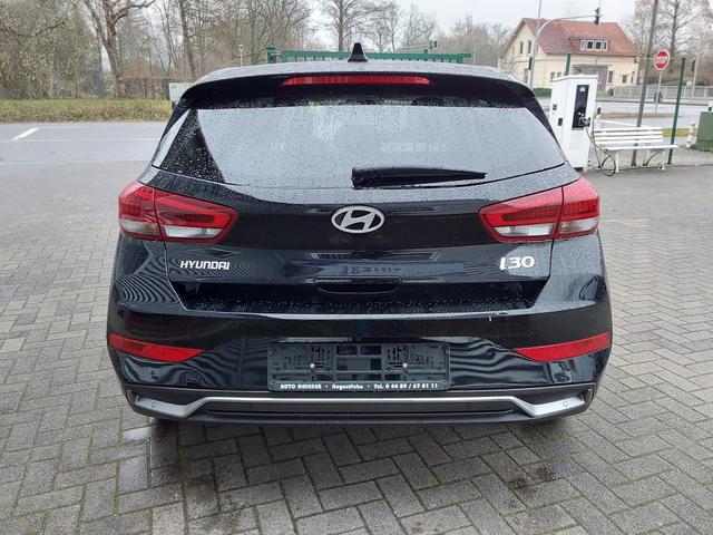 Hyundai i30 1.0 T-GDI Advantage LED/PDC/KAM/SHZ/NAV 