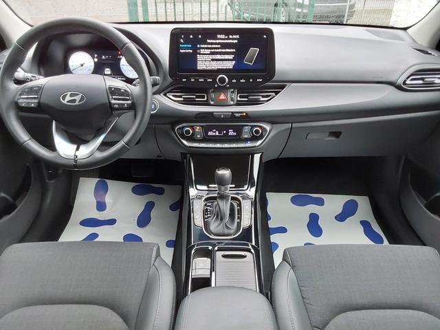Hyundai i30 1.0 T-GDI Advantage LED/PDC/KAM/SHZ/NAV 