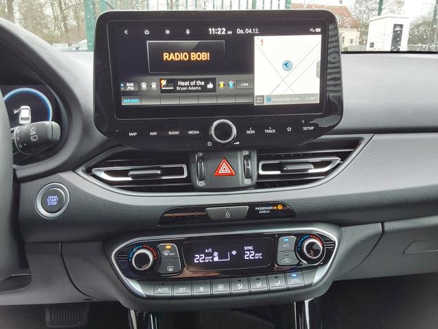 Hyundai i30 1.0 T-GDI Advantage LED/PDC/KAM/SHZ/NAV 