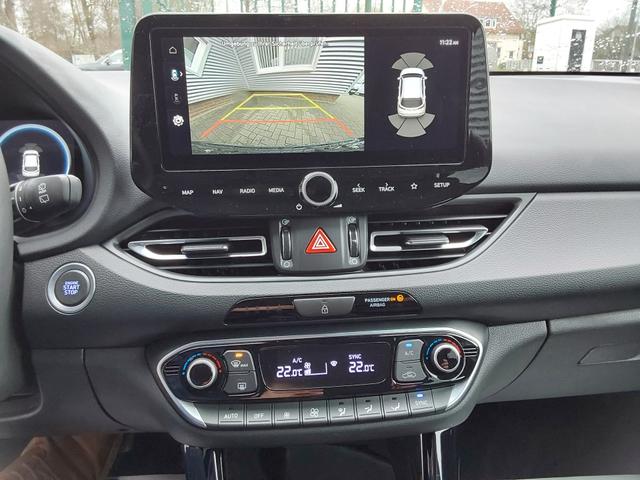 Hyundai i30 1.0 T-GDI Advantage LED/PDC/KAM/SHZ/NAV 