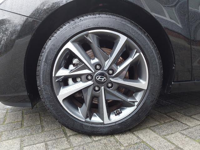 Hyundai i30 1.0 T-GDI Advantage LED/PDC/KAM/SHZ/NAV 