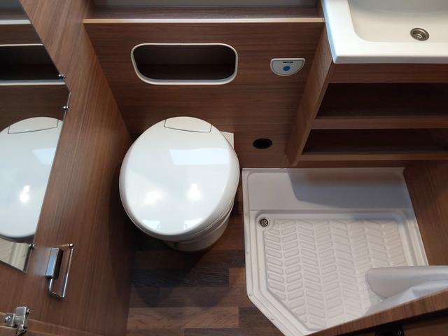 Weinsberg CaraHome 650 MEG 140 PS Fiat Automatik/Fahrradtr&auml;ger 