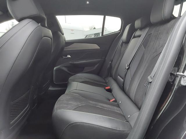 Peugeot 408 1.2 PureTech 130 GT ACC/LED/SHZ/PDC/KAM/NAV 