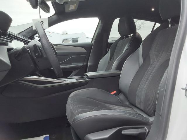 Peugeot 308 1.2 PureTech 130 GT ACC/LED/SHZ/PDC/KAM/NAV 