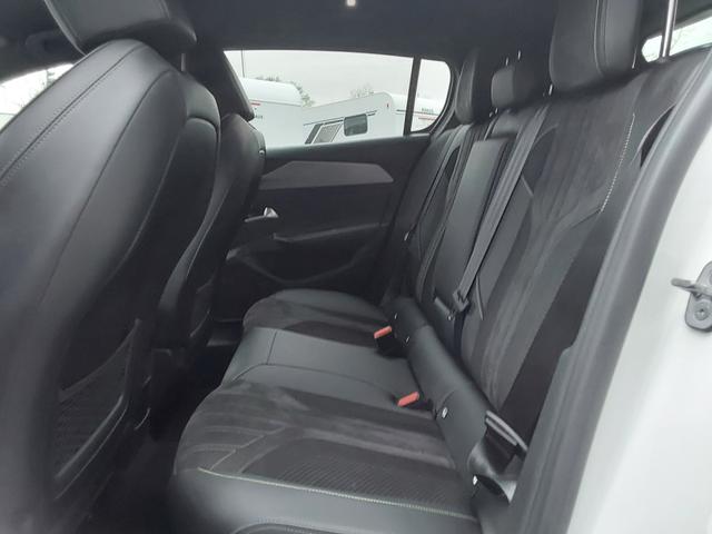 Peugeot 308 1.2 PureTech 130 GT ACC/LED/SHZ/PDC/KAM/NAV 