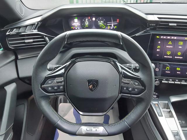 Peugeot 308 1.2 PureTech 130 GT ACC/LED/SHZ/PDC/KAM/NAV 