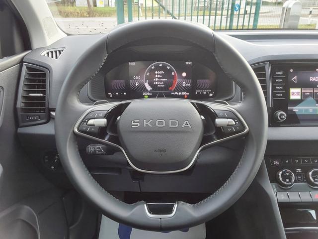 Skoda Karoq 1.5 TSI DSG Selection AHK/ACC/SHZ/LED/PDC 