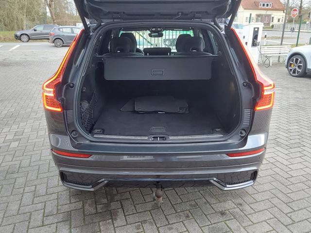 Volvo XC60 B4 D AWD Ultimate Dark AHK/ACC/LED/SHZ/PANO 