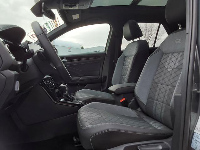 Volkswagen T-Roc 1.5 TSI DSG R-Line Black Style ACC/SHZ/PDC/KAM/PANO 