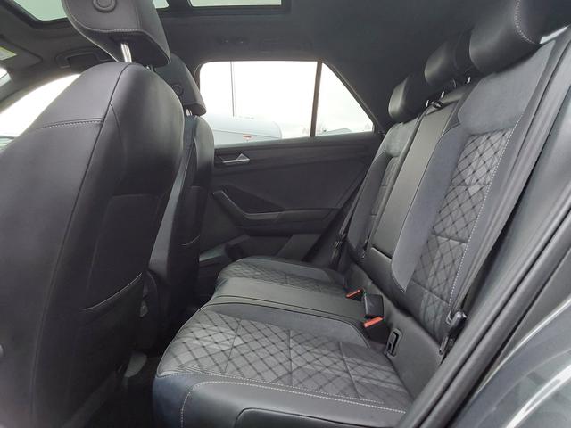 Volkswagen T-Roc 1.5 TSI DSG R-Line Black Style ACC/SHZ/PDC/KAM/PANO 