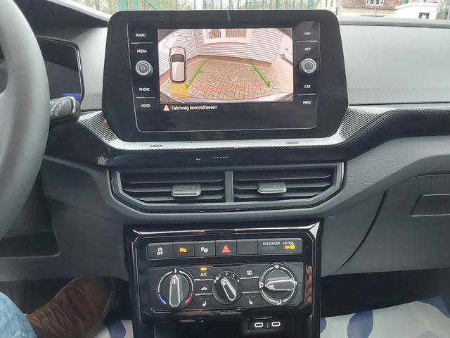 Volkswagen T-Cross 1.0 TSI DSG Life ACC/APP/SHZ/LED/PDC/KAM 