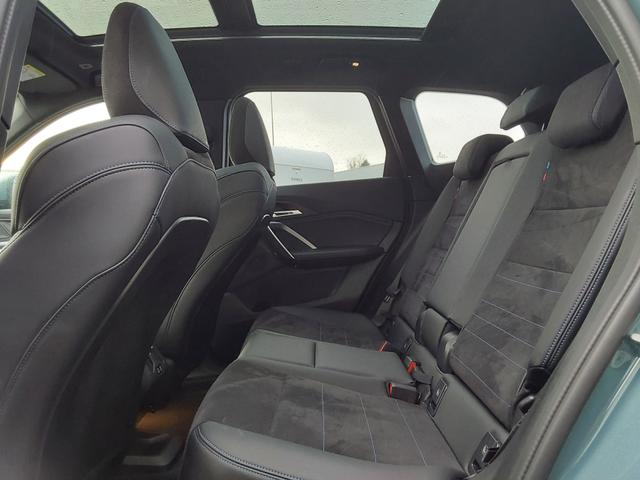 BMW X1 xDrive25e M Sport AHK/ACC/SHZ/LED/PANO/PDC/KAM 