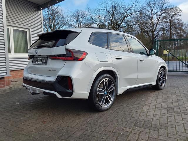 BMW X1 xDrive25e M Sport AHK/ACC/SHZ/LED/PANO/PDC/KAM 