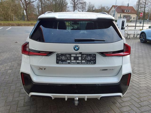 BMW X1 xDrive25e M Sport AHK/ACC/SHZ/LED/PANO/PDC/KAM 