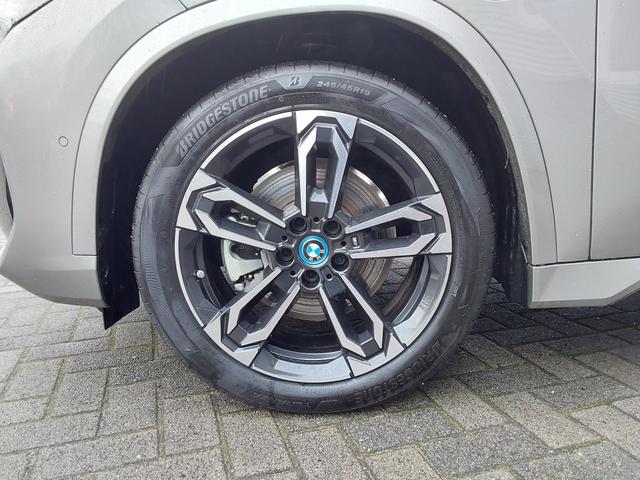 BMW X1 xDrive25e M Sport AHK/ACC/SHZ/LED/PANO/PDC/KAM 