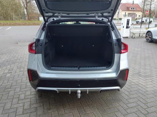 BMW X1 xDrive25e M Sport AHK/ACC/SHZ/LED/PANO/PDC/KAM 