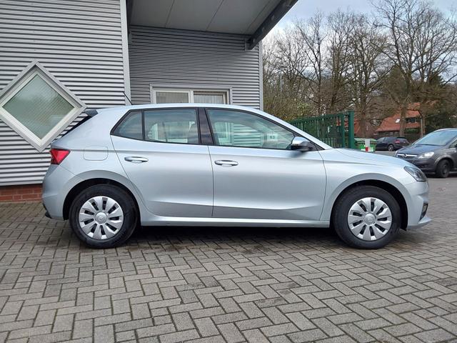 Beispielbilder, ggf. teilweise mit Sonderausstattung