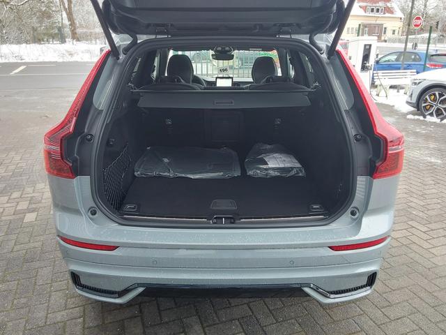 Volvo XC60 T8 AWD Ultra Black Edition ACC/SHZ/KAM/H&K/PANO/LFW 