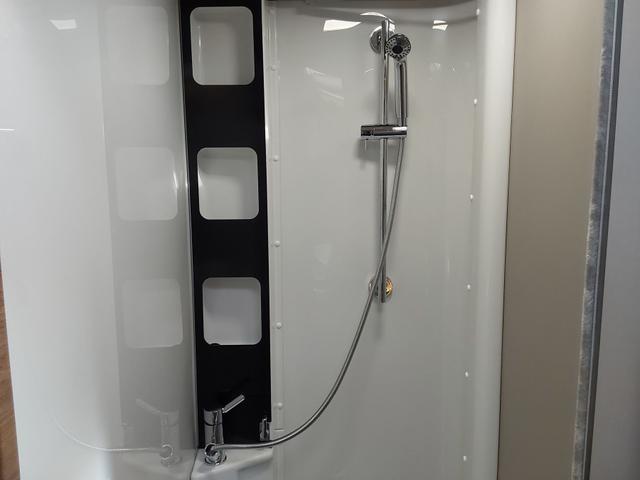 Beispielbilder, ggf. teilweise mit Sonderausstattung