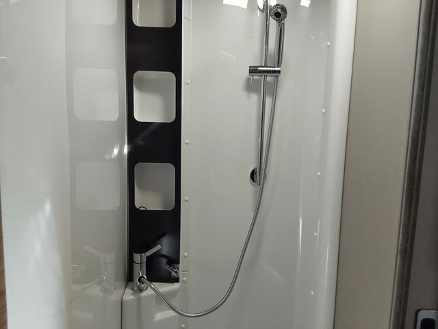 Beispielbilder, ggf. teilweise mit Sonderausstattung