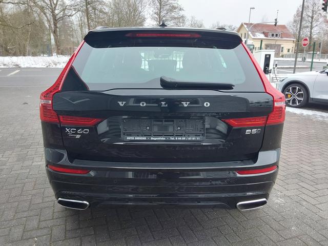 Volvo XC60 B5 D AWD R-Design AHK/ACC/SHZ/NAV/PDC/KAM 