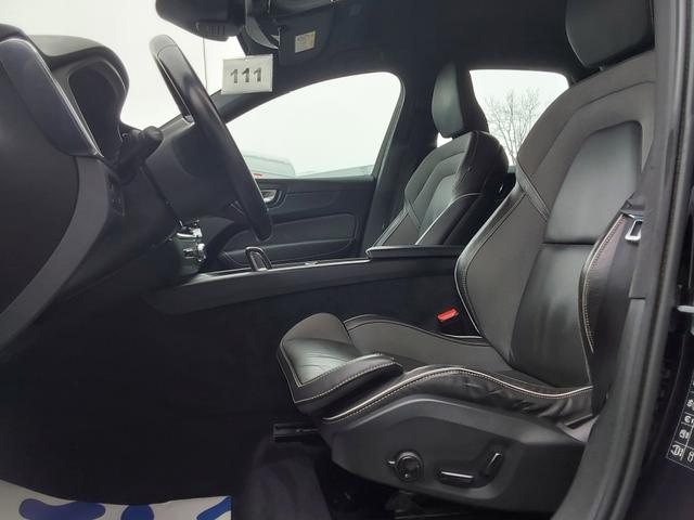 Volvo XC60 B5 D AWD R-Design AHK/ACC/SHZ/NAV/PDC/KAM 