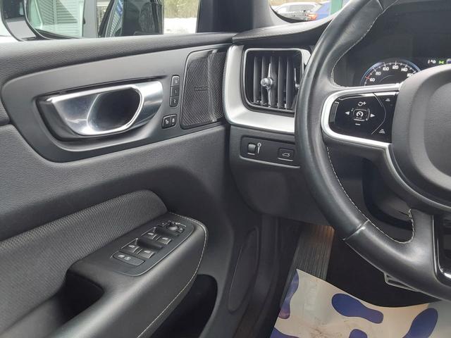 Volvo XC60 B5 D AWD R-Design AHK/ACC/SHZ/NAV/PDC/KAM 